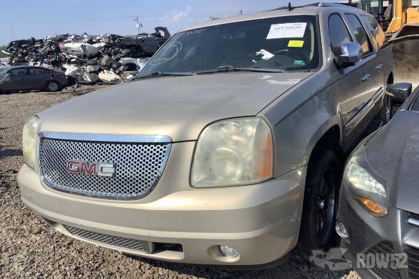 Photo of 2008 GMC Yukon Denali