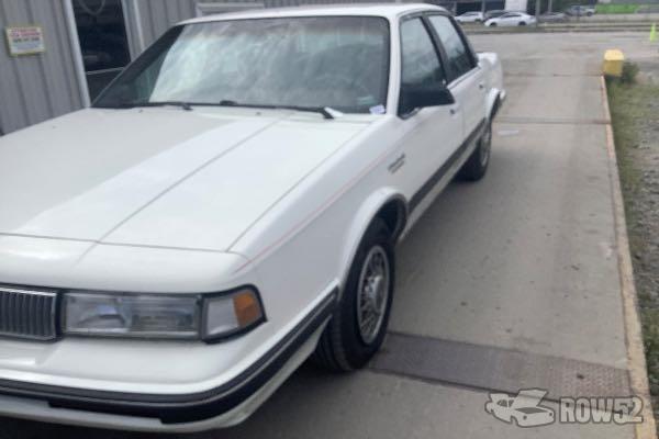Photo of 1992 Oldsmobile Cutlass Ciera