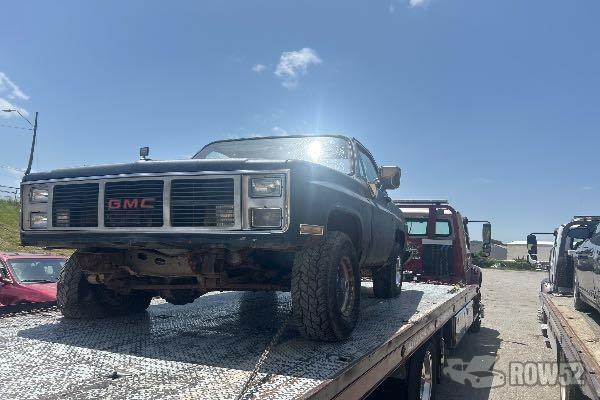 Photo of 1987 GMC Jimmy V1500