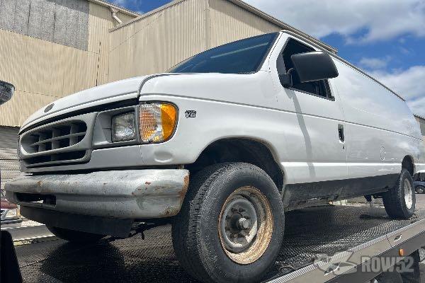 Photo of 2002 Ford Econoline