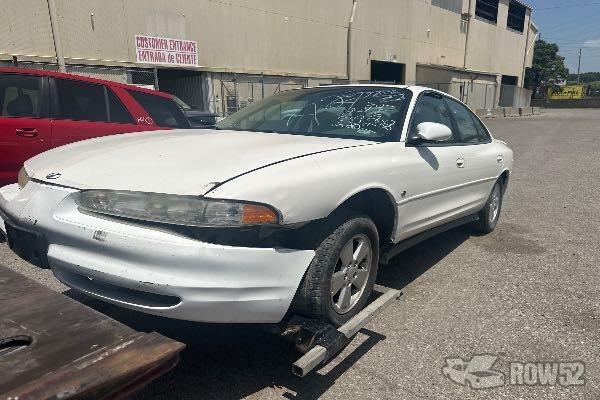 Photo of 2001 Oldsmobile Intrigue
