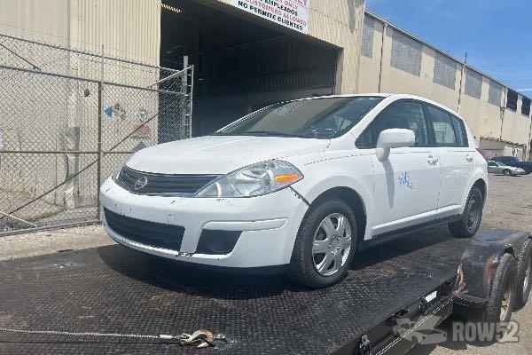 Photo of 2012 Nissan Versa