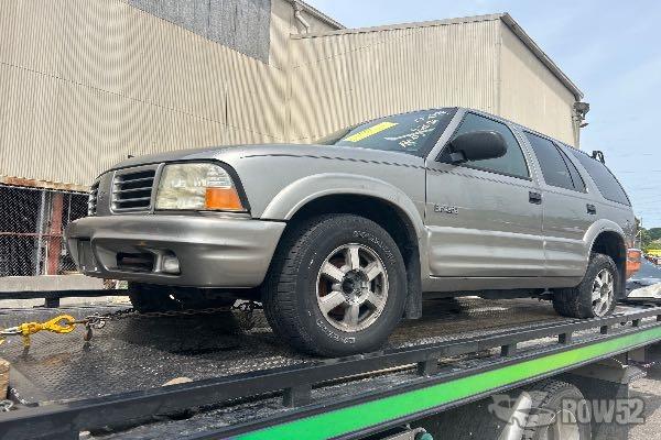Photo of 2000 Oldsmobile Bravada