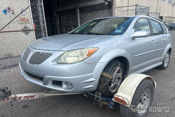 Photo of 2006 Pontiac Vibe
