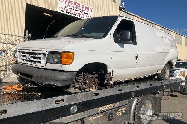 Photo of 2003 Ford Econoline