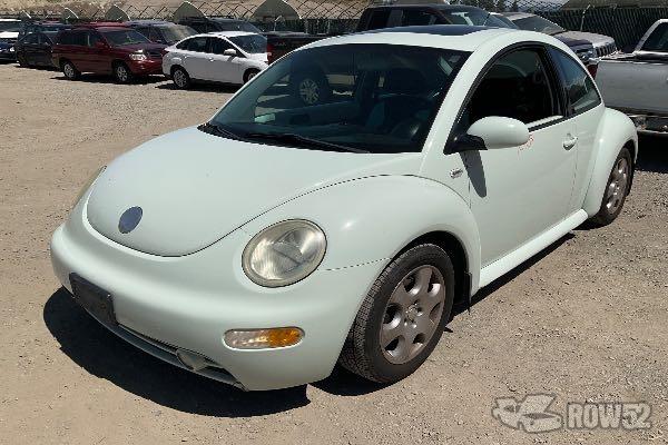 Photo of 2002 Volkswagen New Beetle