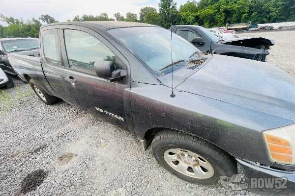 Photo of 2006 Nissan Titan