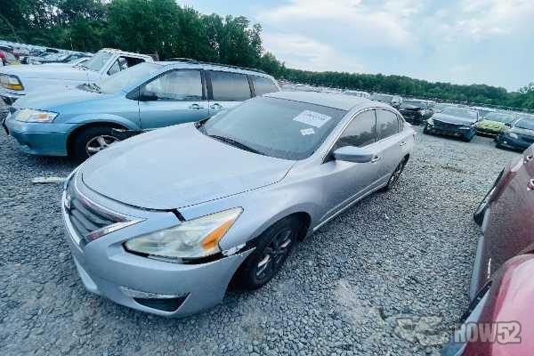 Photo of 2015 Nissan Altima