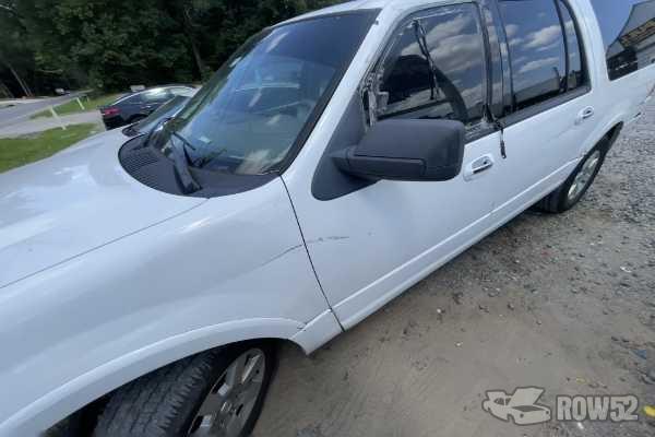 Photo of 2010 Ford Expedition