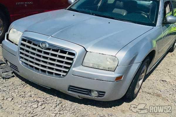 Photo of 2005 Chrysler 300