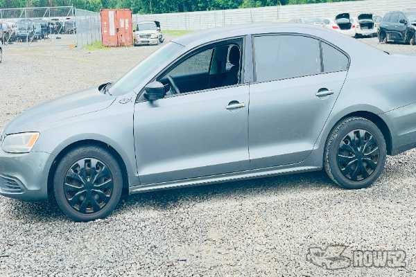 Photo of 2012 Volkswagen Jetta
