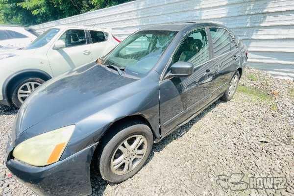 Photo of 2005 Honda Accord