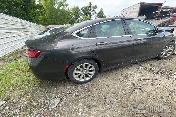 Photo of 2015 Chrysler 200