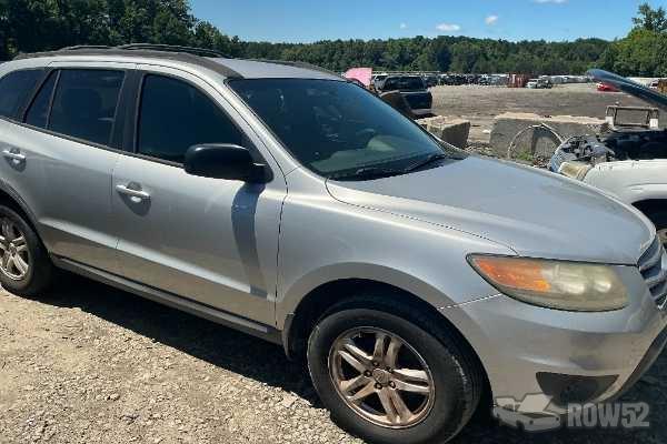 Photo of 2012 Hyundai Santa Fe