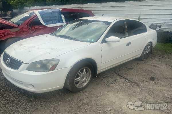Photo of 2005 Nissan Altima