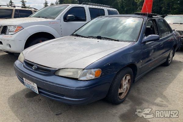Photo of 2000 Toyota Corolla