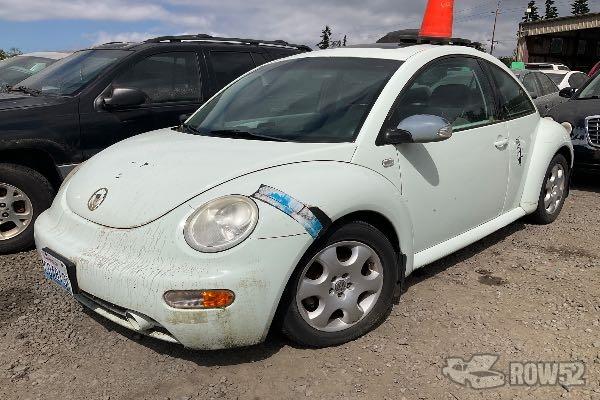 Photo of 2002 Volkswagen New Beetle