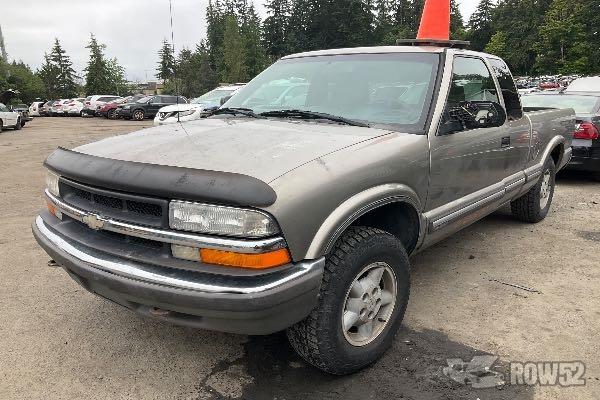 Photo of 2001 Chevrolet S10 Pickup
