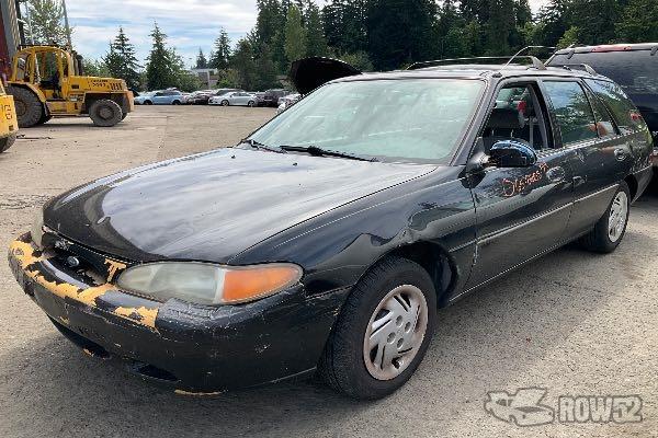 Photo of 1998 Ford Escort Wagon