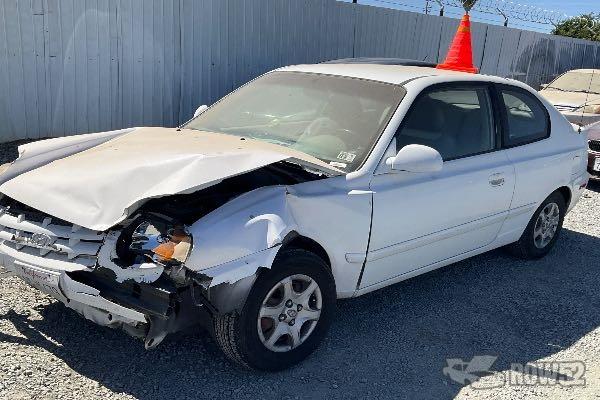 Photo of 2003 Hyundai Accent