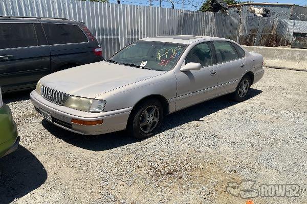 Photo of 1997 Toyota Avalon