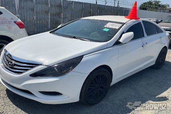 Photo of 2013 Hyundai Sonata