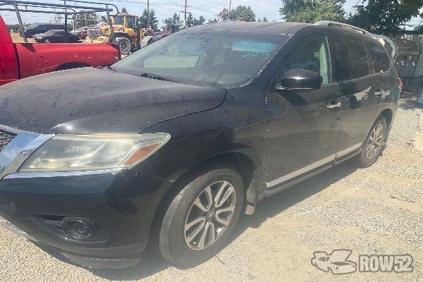 Photo of 2014 Nissan Pathfinder