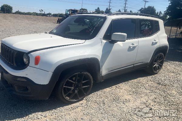 Photo of 2016 Jeep Renegade