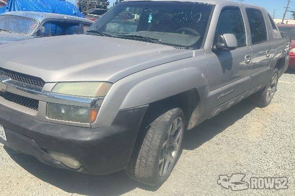 Photo of 2004 Chevrolet Avalanche