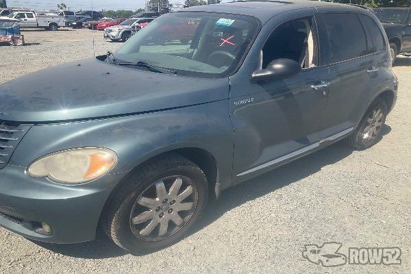 Photo of 2006 Chrysler PT Cruiser