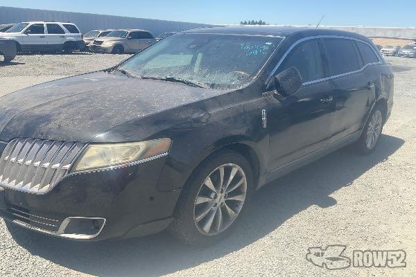 Photo of 2011 Lincoln MKT