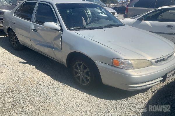 Photo of 2000 Toyota Corolla