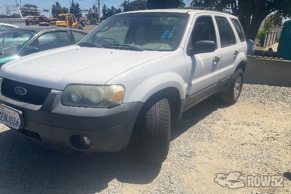 Photo of 2005 Ford Escape