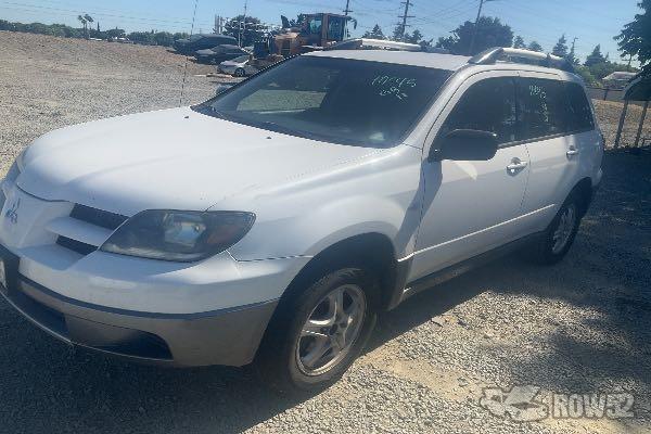 Photo of 2004 Mitsubishi Outlander