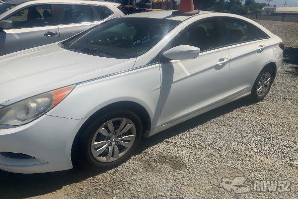Photo of 2012 Hyundai Sonata