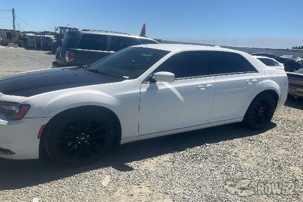 Photo of 2015 Chrysler 300
