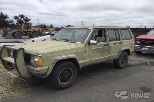 Photo of 1990 Jeep Cherokee