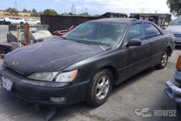 Photo of 1999 Lexus ES 300