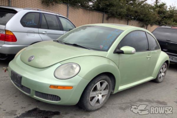 Photo of 2006 Volkswagen New Beetle