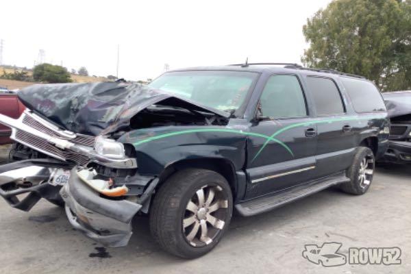 Photo of 2004 Chevrolet Suburban