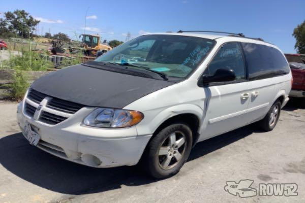 Photo of 2005 Dodge Grand Caravan