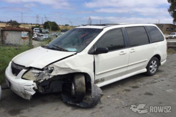 Photo of 2000 Mazda MPV