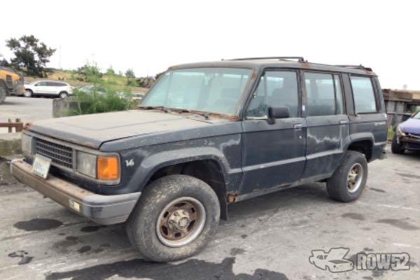 Photo of 1990 Isuzu Trooper
