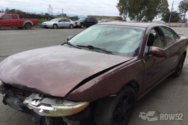 Photo of 2000 Oldsmobile Alero
