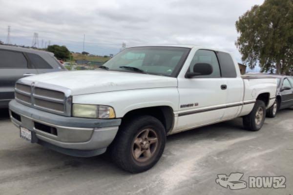 Photo of 2001 Dodge Ram 1500