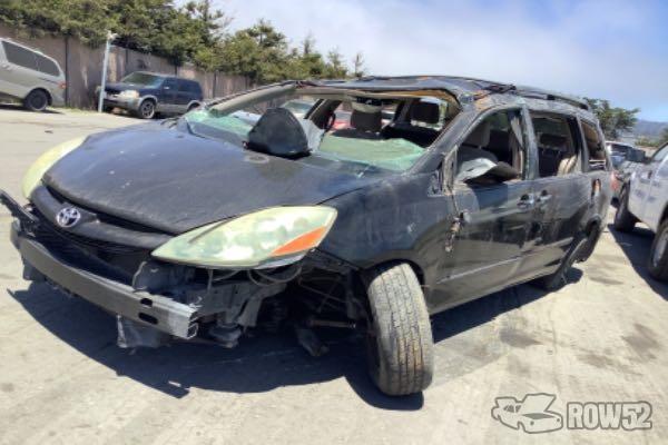 Photo of 2006 Toyota Sienna