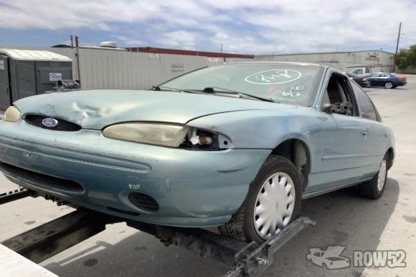 Photo of 1996 Ford Contour