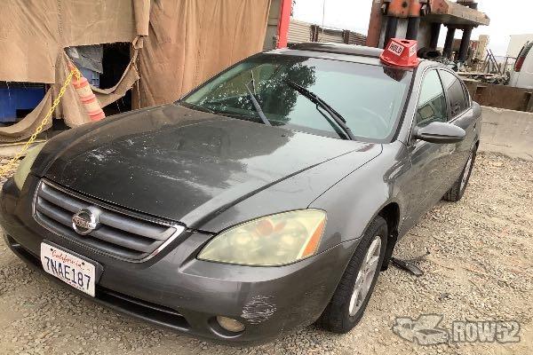 Photo of 2004 Nissan Altima