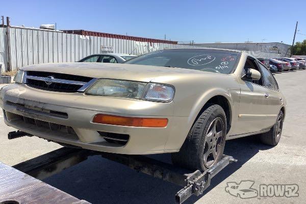Photo of 1998 Nissan Maxima