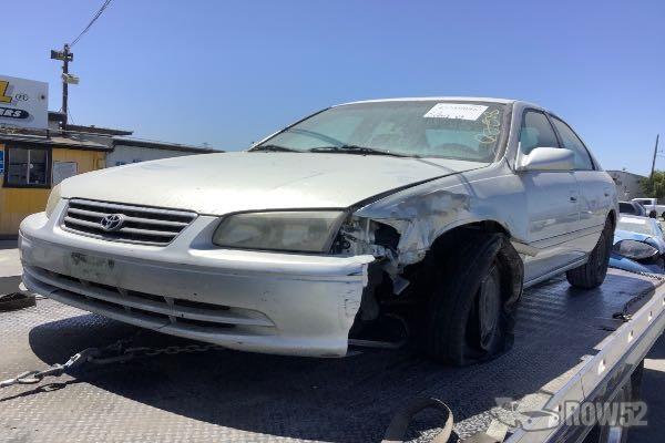 Photo of 2000 Toyota Camry